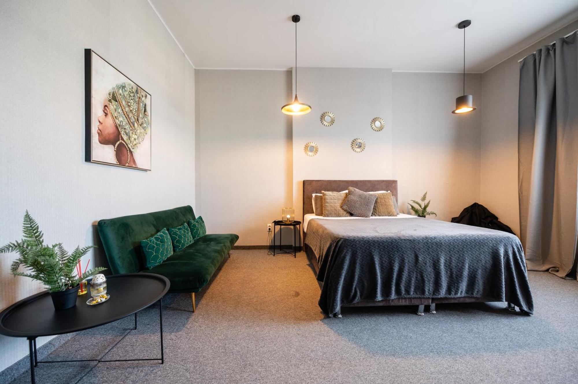 Central Square Apartments Belgrado Esterno foto